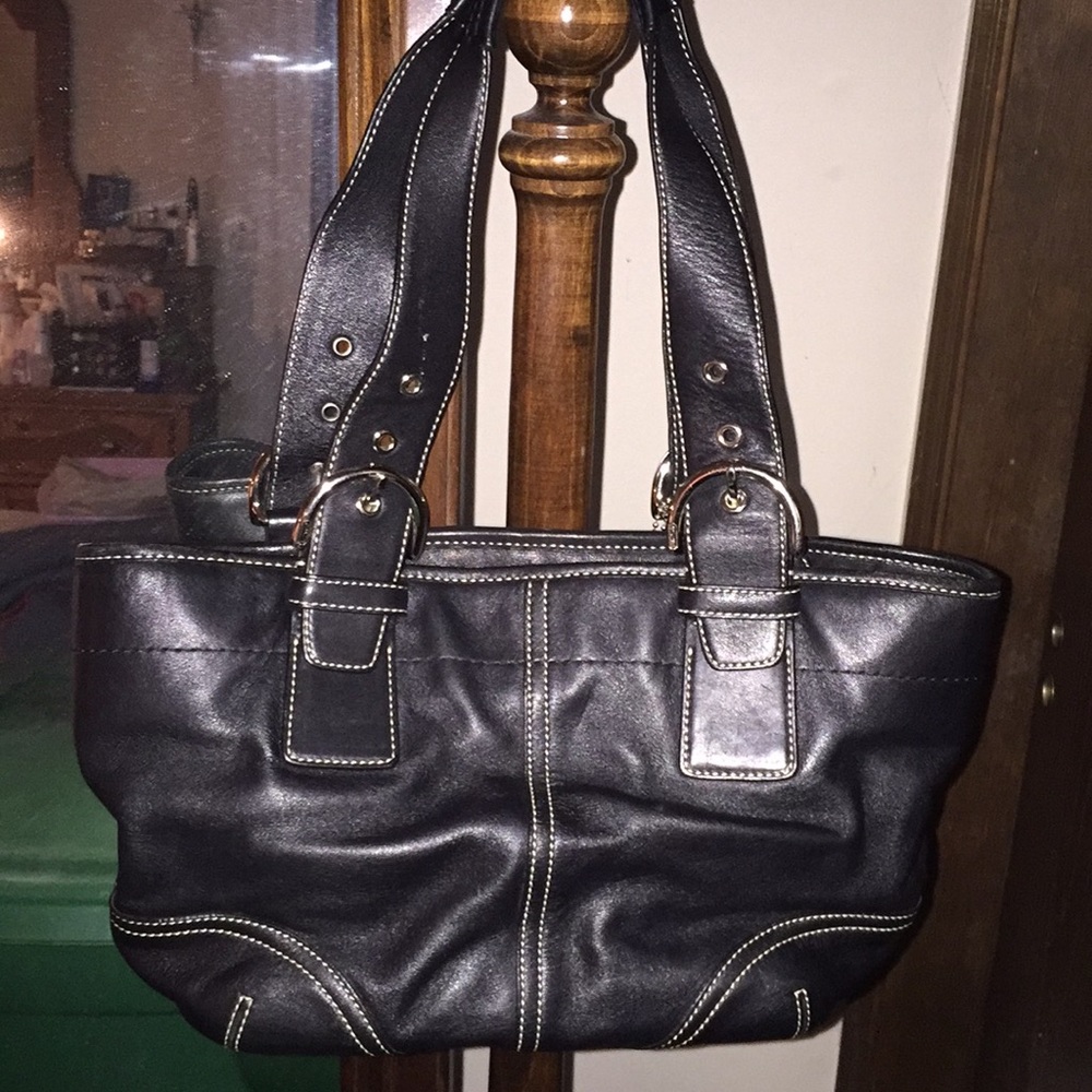 ❤️Black Coach satchel❤️